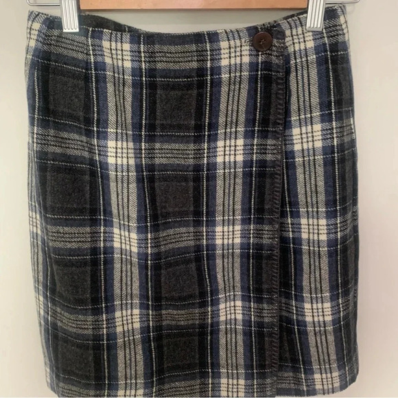 Herman Geist Wool Blend Dark Academia Plaid Wrap Front Mini Skirt Size 4P - Picture 2 of 6